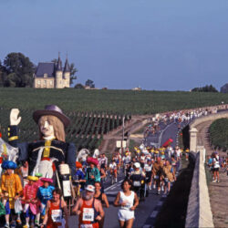 gettyimages-947548378-612x612 Coureurs du marathon du Médoc, en Gironde, France. (Photo by François DUCASSE/Gamma-Rapho via Getty Images)